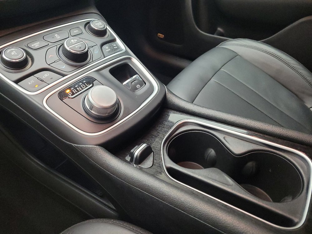 Used 2015 Chrysler 200 C w/ Navigation & Sound Group I FWD image 26