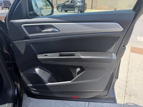 Used 2018 Volkswagen Atlas S AWD/4WD image 24