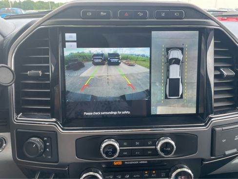 Used 2022 Ford F450 Limited w/ FX4 Off-Road Package image 26