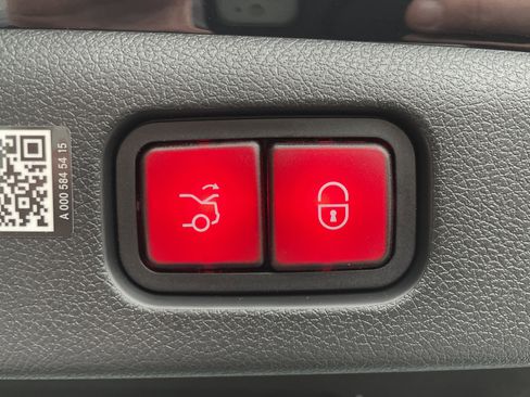 Certified 2025 Mercedes-Benz E 350 E 350 RWD Sedan image 13