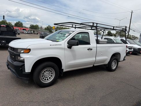Used 2020 Chevrolet Silverado 1500 W/T RWD image 2