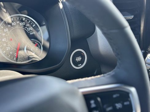 Used 2025 RAM 1500 Big Horn image 30