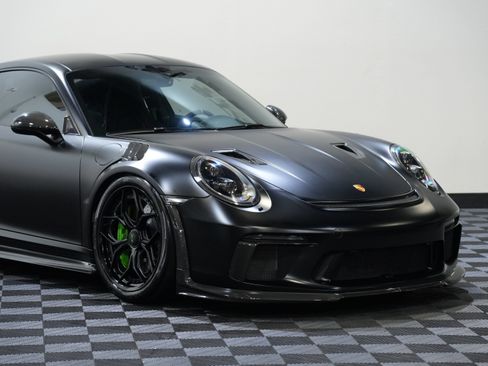 Used 2019 Porsche 911 GT3 RS RWD image 8