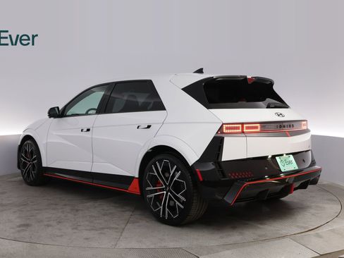 Used 2025 Hyundai Ioniq 5 N AWD/4WD image 17
