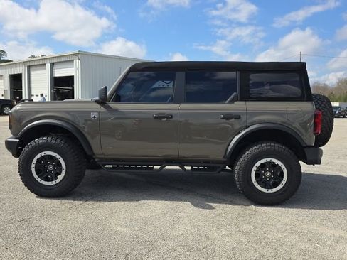 Used 2025 Ford Bronco Big Bend image 2