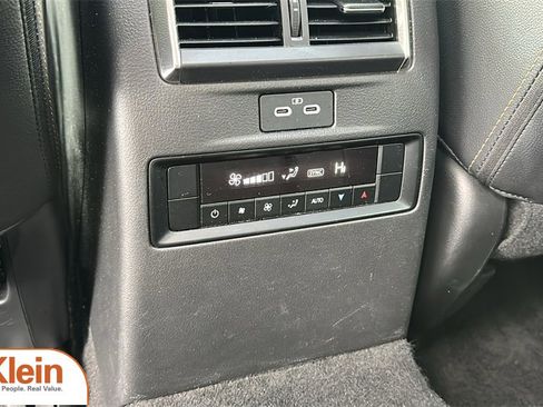 Used 2024 MAZDA CX-90 3.3 Turbo w/ Preferred Plus image 29