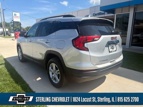 Used 2021 GMC Terrain SLE AWD/4WD image 3