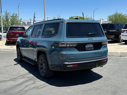 New 2026 Jeep Grand Wagoneer Limited w/ Rear Seat Video Group I AWD/4WD image 4