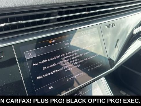 Used 2024 Audi Q8 Premium Plus AWD/4WD image 18