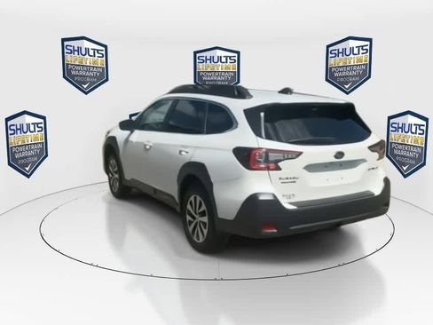 Used 2025 Subaru Outback Premium AWD/4WD image 7