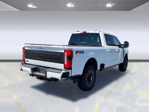 Used 2026 Ford F350 Platinum AWD/4WD image 5