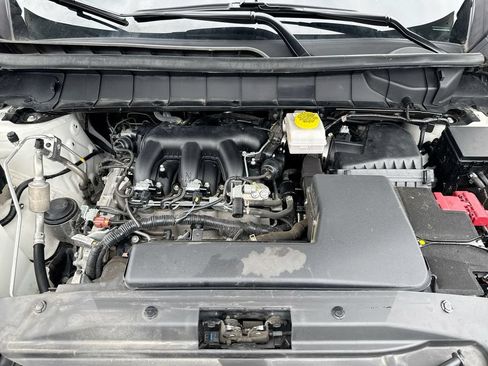 Used 2025 Nissan Pathfinder SV AWD/4WD image 25