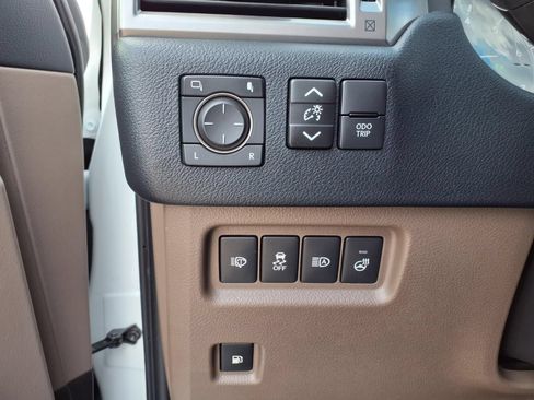 Used 2022 Lexus GX 460 Premium AWD/4WD image 26