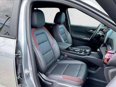 Certified 2026 Chevrolet Equinox RS image 9