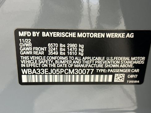 Used 2023 BMW 760i xDrive w/ Executive Package AWD/4WD image 28