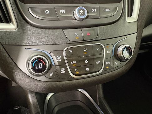 Used 2023 Chevrolet Malibu LT FWD image 31