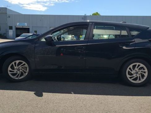 Used 2025 Subaru Impreza 2.0i AWD/4WD image 4