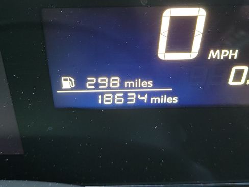 Certified 2025 Nissan Kicks SV w/ Charging Package FWD image 24