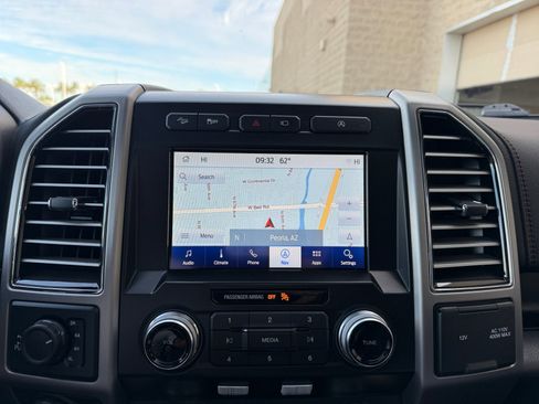 Used 2020 Ford F150 Platinum w/ Equipment Group 701A Luxury image 28