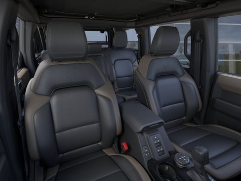 New 2026 Ford Bronco Big Bend w/ Black Diamond Package AWD/4WD image 10