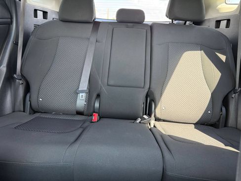 Used 2026 Kia Sportage LX FWD image 33