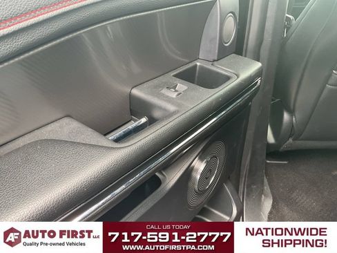 Used 2019 Ford Expedition Limited w/ Equipment Group 303A AWD/4WD image 8