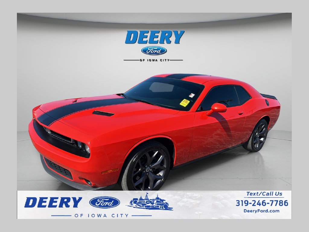 Used 2017 Dodge Challenger SXT Plus RWD image 1