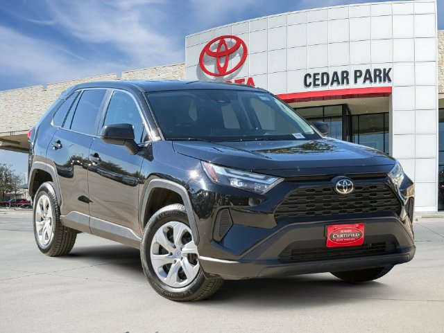 Used 2023 Toyota RAV4 LE AWD/4WD image 1
