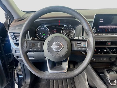 Used 2023 Nissan Rogue SV AWD/4WD image 11