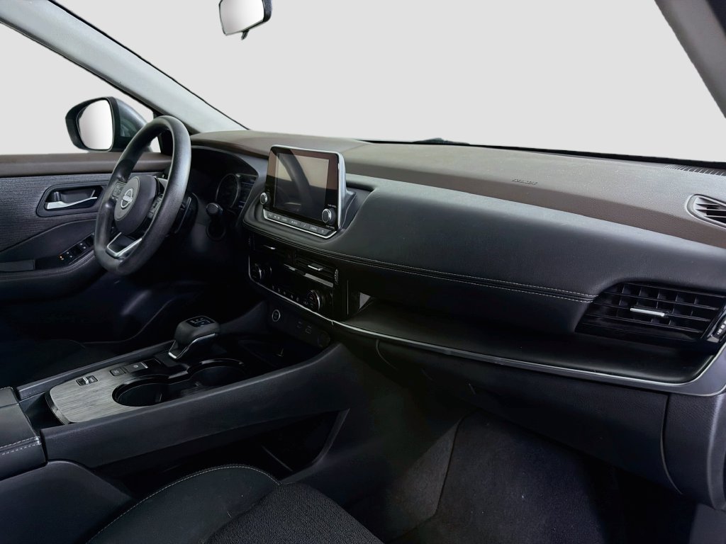 Used 2022 Nissan Rogue SV FWD image 30