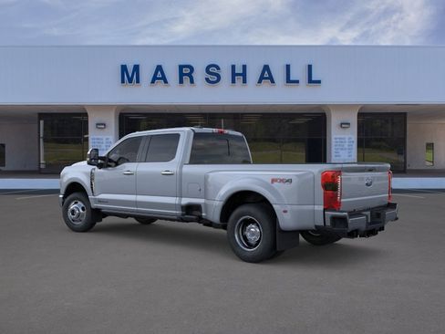 New 2026 Ford F350 4x4 Crew Cab DRW Super Duty image 4