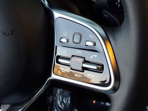 Certified 2023 Mercedes-Benz GLC 300 4MATIC Coupe image 10