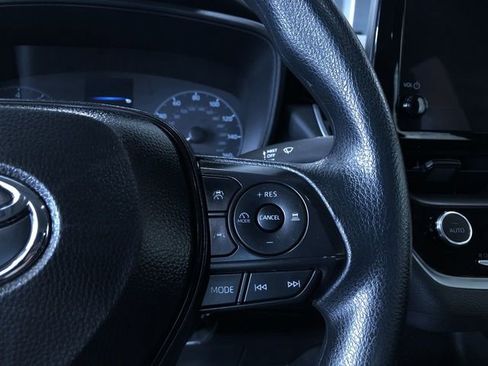 Certified 2025 Toyota Corolla LE image 26