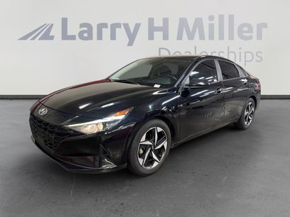 Used 2023 Hyundai Elantra SEL w/ Convenience Package