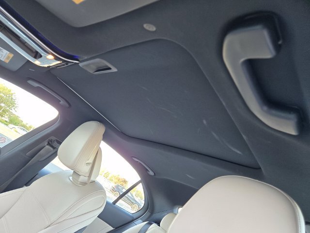 Used 2025 Mercedes-Benz C 300 Sedan image 16