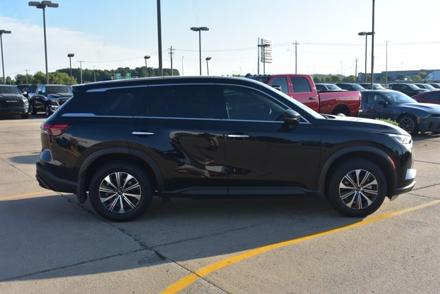 Used 2025 INFINITI QX60 Pure FWD image 4