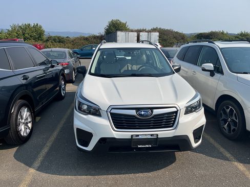 Used 2021 Subaru Forester AWD/4WD image 3