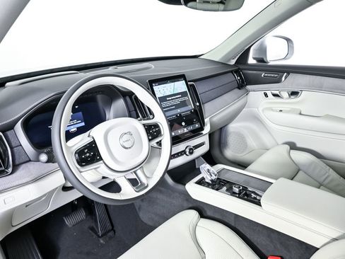 New 2026 Volvo XC90 B6 Ultra w/ Protection Package AWD/4WD image 4