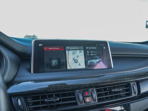 Used 2018 BMW X5 xDrive50i image 26