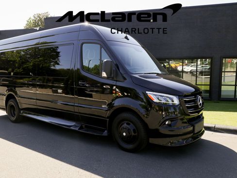 New 2024 Mercedes-Benz Sprinter 3500 image 2