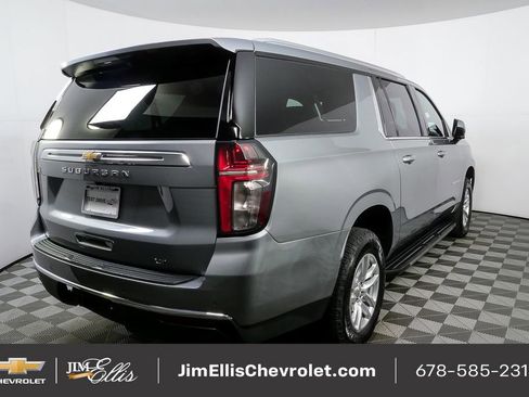 Used 2024 Chevrolet Suburban LT image 29