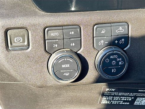 Used 2024 Chevrolet Silverado 2500 LTZ w/ LTZ Plus Package image 11