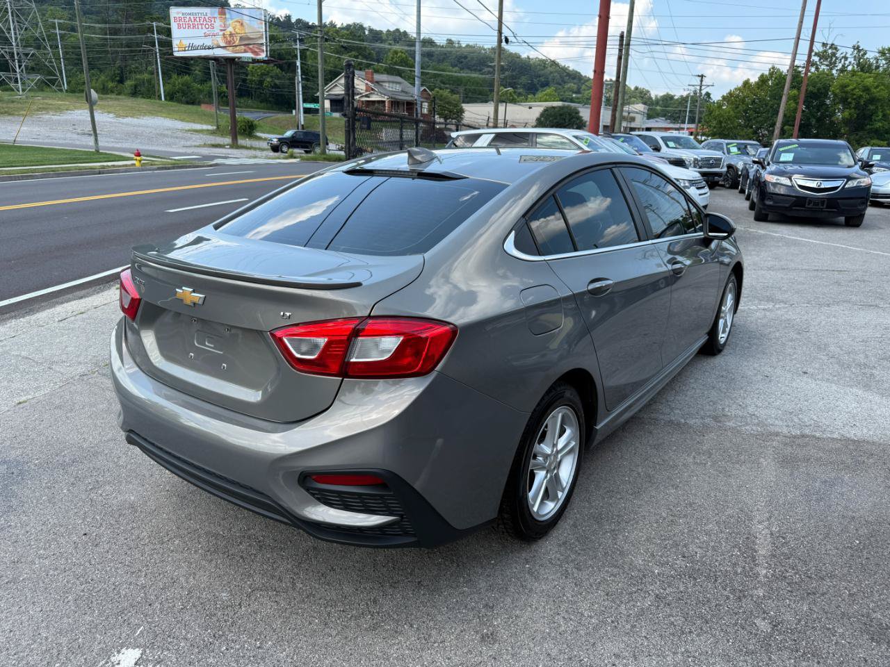 Used 2018 Chevrolet Cruze LT w/ Convenience Package FWD image 42