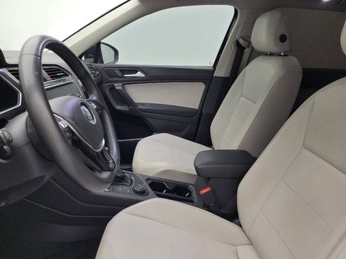 Used 2020 Volkswagen Tiguan SEL w/ 3rd Row Seat Package image 17