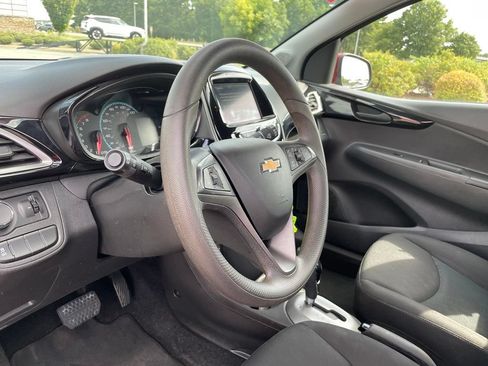 Used 2022 Chevrolet Spark LT FWD image 9