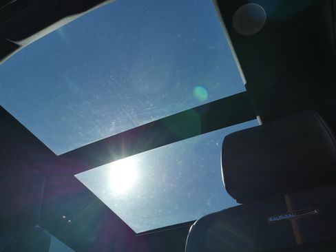 Certified 2023 Ford F350 Platinum image 5