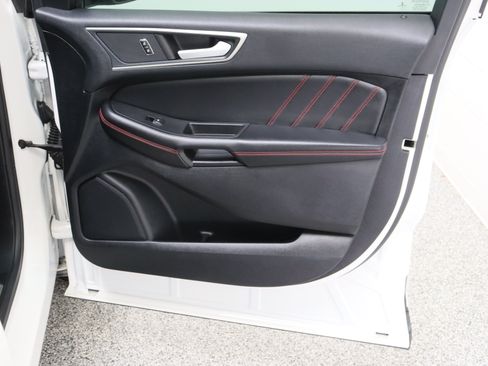 Used 2022 Ford Edge ST-Line AWD/4WD image 36