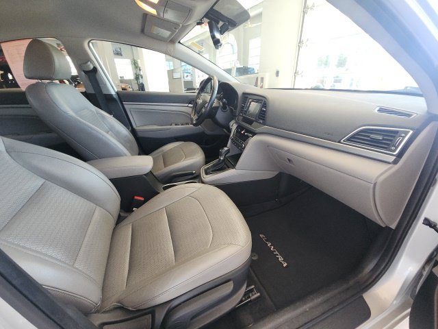 Used 2017 Hyundai Elantra Limited FWD image 10