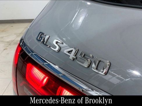 Certified 2024 Mercedes-Benz GLS 450 4MATIC image 10