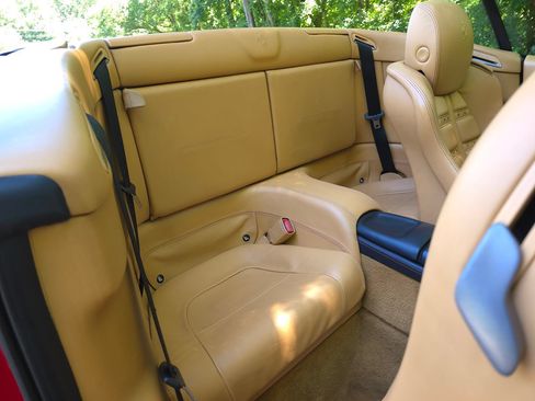 Used 2009 Ferrari California RWD image 22